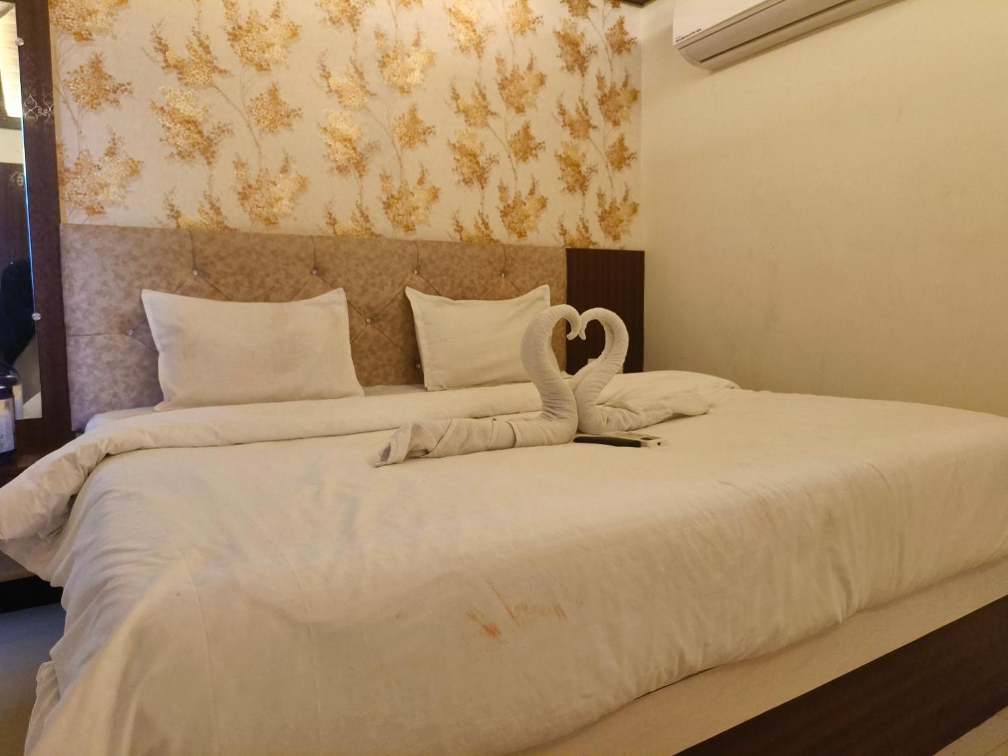 Hotel Jain Shree Удджайн Экстерьер фото