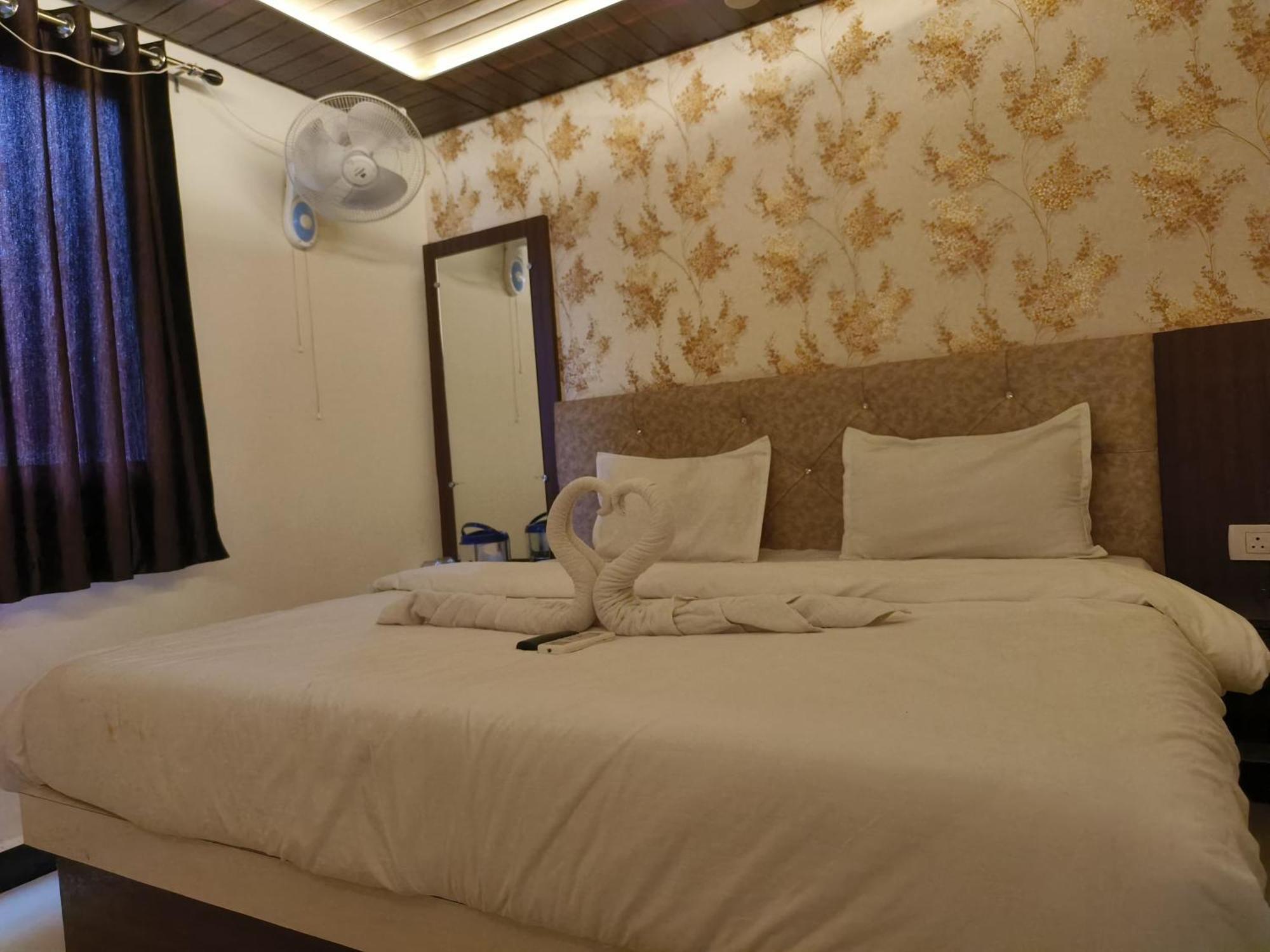Hotel Jain Shree Удджайн Экстерьер фото
